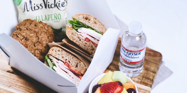 Classic Boxed Lunch
