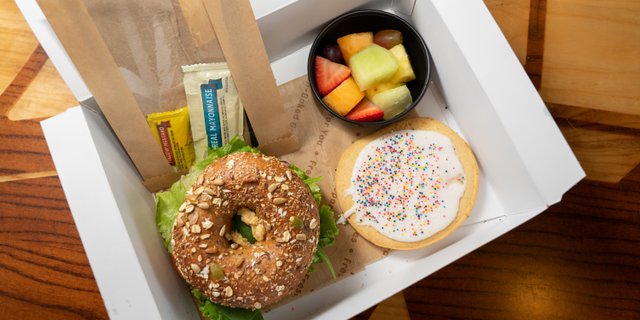 Hummus Veg Out Sandwich Boxed Lunch