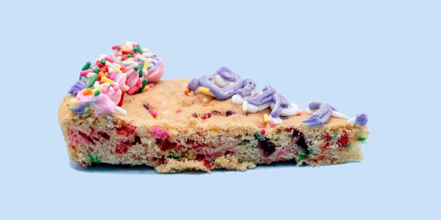 Funfetti Cookie Cake