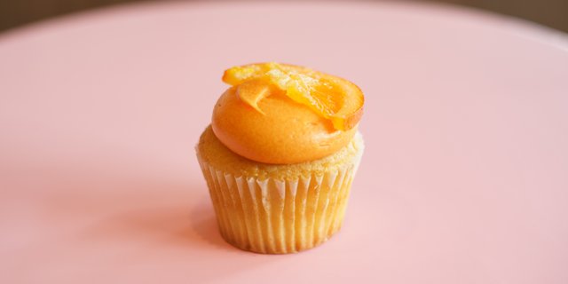 Orange Creamsicle Cupcake
