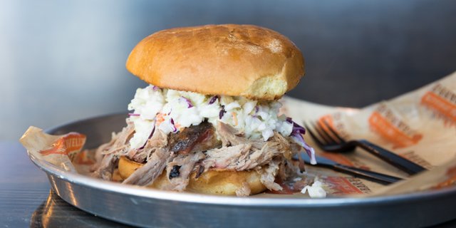 Slawpy Pig Sandwich