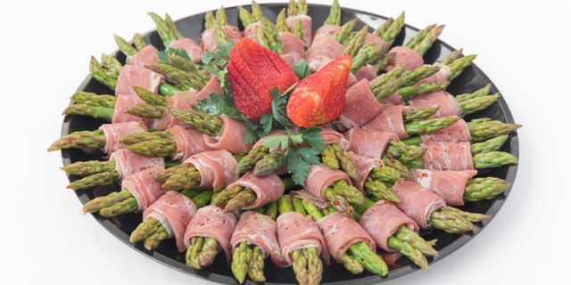 Asparagus Spears Wrapped w/ Prosciutto