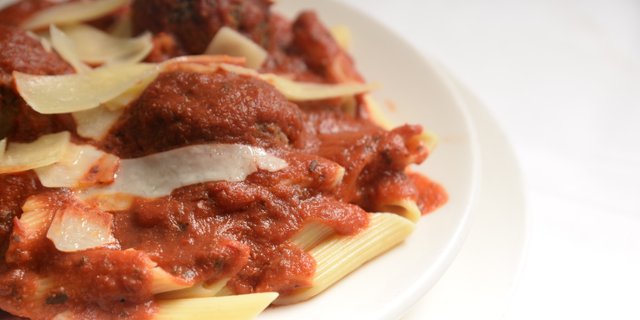 Pasta w/ Marinara & Meatballs