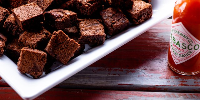 Tabasco Brownie Bites