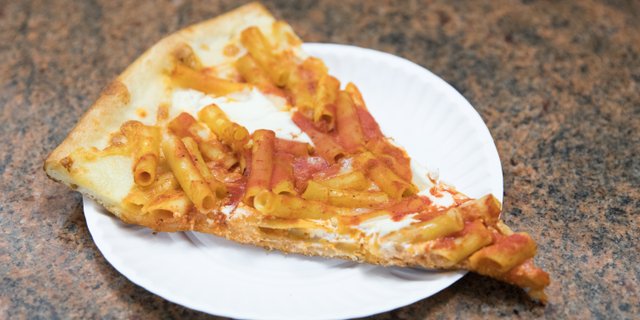 Baked Ziti Pizza