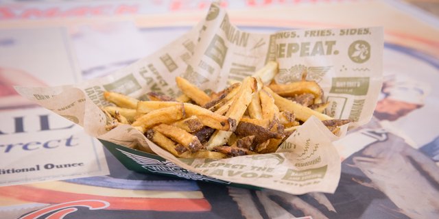 Hand-Cut Seasoned Fries
