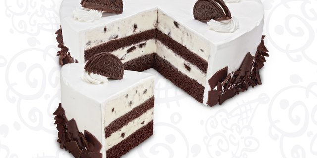 Cookies & Creamery Ice Cream Cake