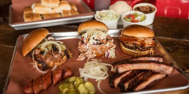 1 Meat & 2 Sides Package