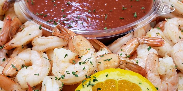 Shrimp Cocktail Platter