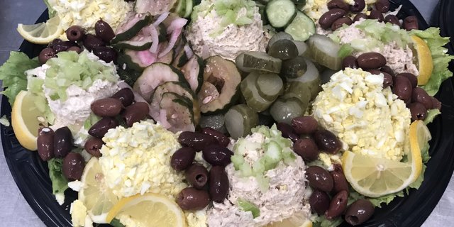 Deli Salad Platter