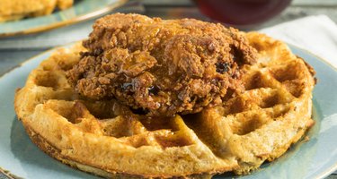 24 Hot Chicken & Waffle Bar