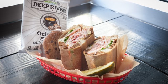 Deli Sandwich Box