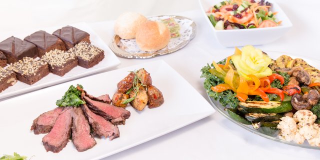Sliced Thai Hangar Steak