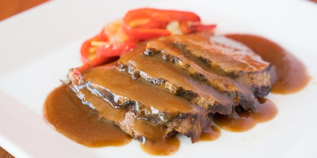 Tri-Tip Beef w/ Raspberry Mint Sauce