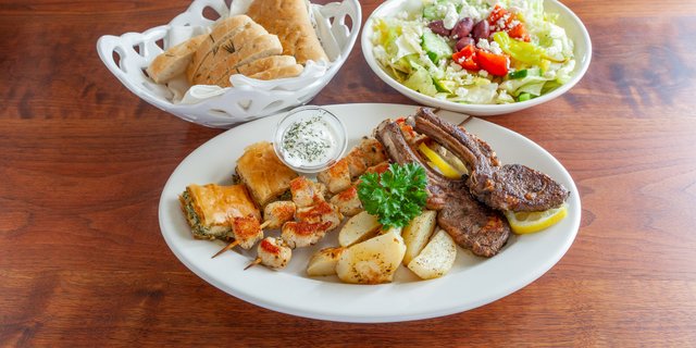 Dora's Grand Greek Special