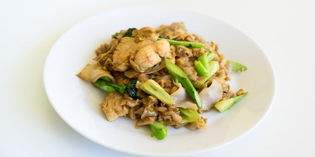 Pad See Ew Tray