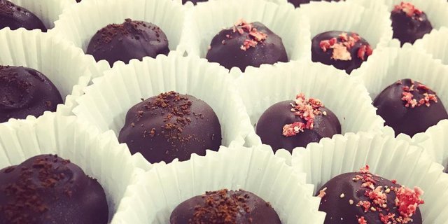 Gluten-Free & Keto-Friendly Bites Box
