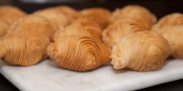 Chicken Curry Puffs