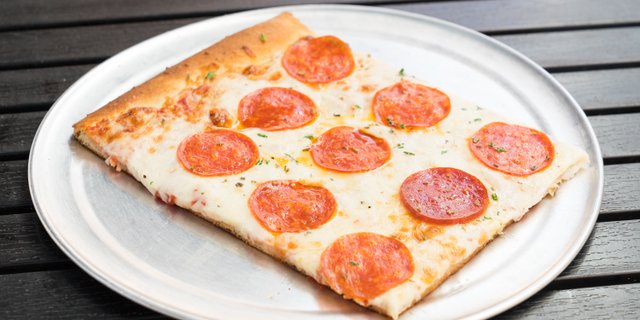 Pizza con Pepperoni