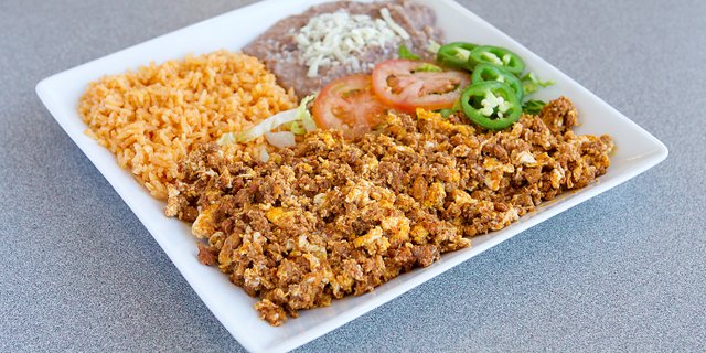 Huevos Chorizo