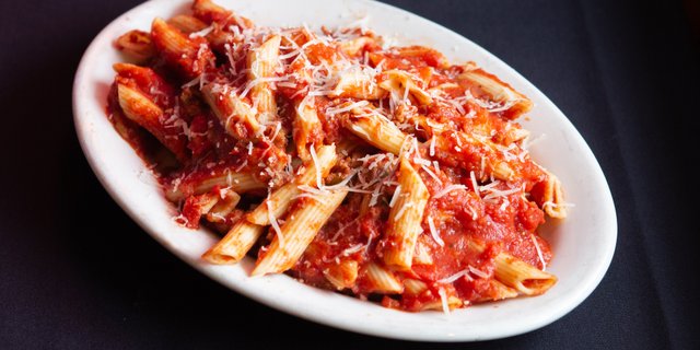 Rigatoni w/ Meat Sauce