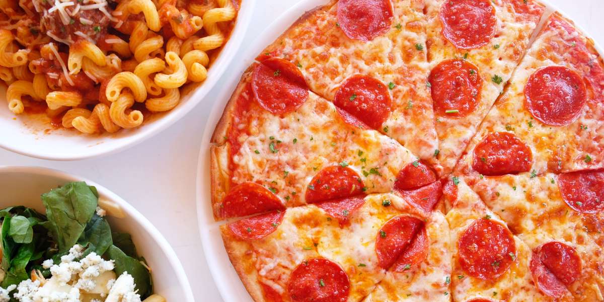 Sauce Pizza and Wine