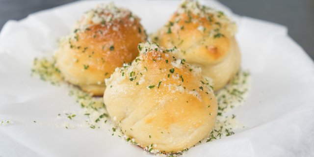 Garlic Knots