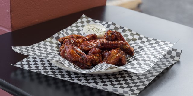 12 Wings
