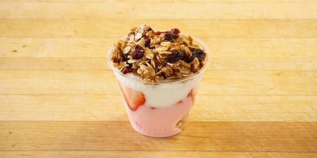Yogurt & Granola