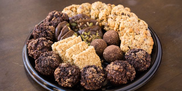 Breakfast Bars & Baked Goods