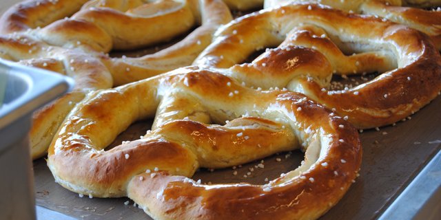 Original Pretzel Party Pack