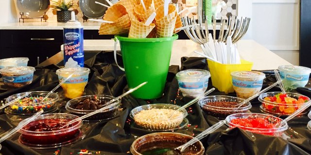 30-Guest Ice Cream Social Package