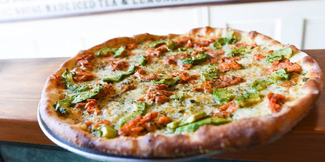 Sriracha Chicken & Avocado Pizza