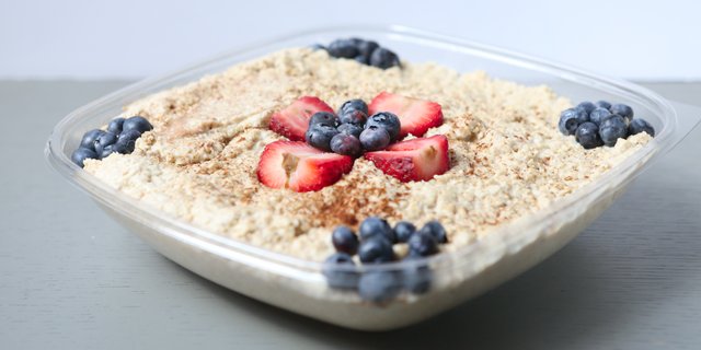 Oatmeal & Greek Yogurt Bar