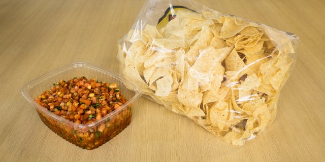 Pico de Gallo w/ Chips