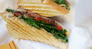 4Square Cafe & Gifts