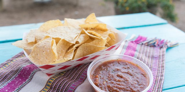 Salsa & Chips