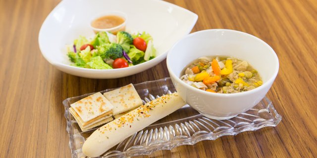 Chicken Noodle Soup Buffet
