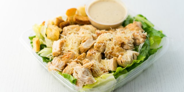 Caesar Salad w/ Grilled Chicken
