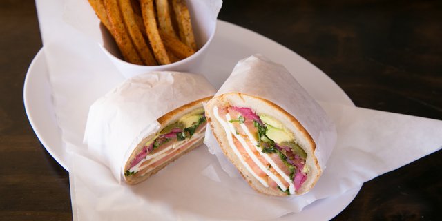 Tomato & Mozzarella Sandwich
