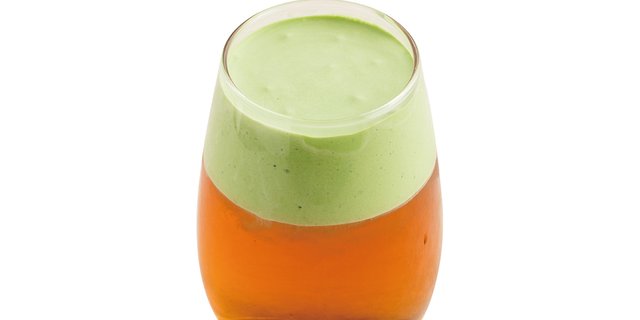 Matcha Milk Float Autumn Rose Black Tea
