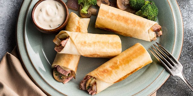 Steak Roll-Up Boxed Lunch