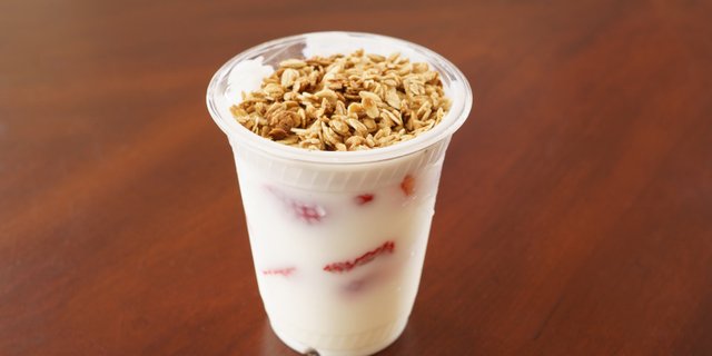 Fruit & Yogurt Parfait Cups