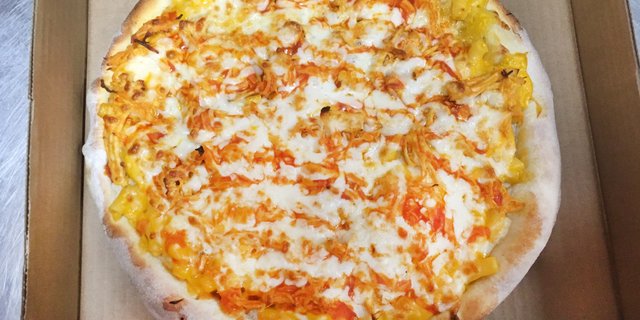 Mac-Chicken Pizza