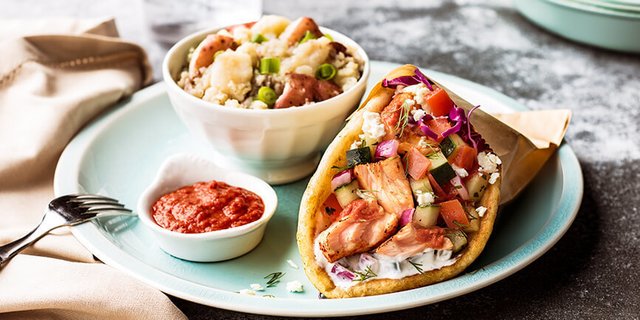 Harissa Salmon Pita Sandwich Boxed Lunch
