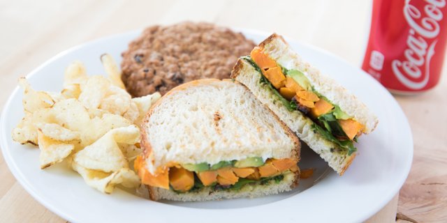 Venture Box Lunch