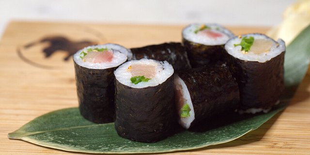 Pick 4 Sushi Package