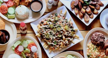 Los Molcajetes