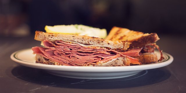 Pastraminator Sandwich