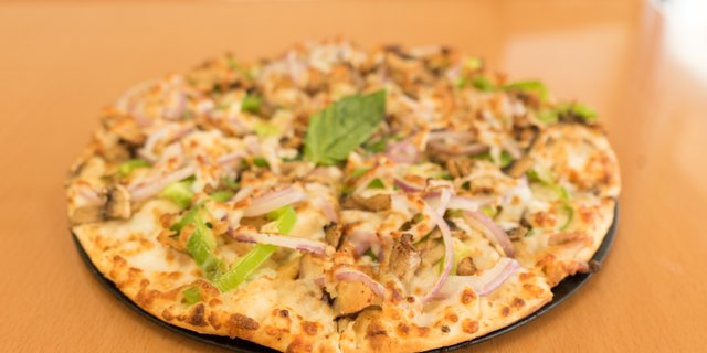 Chicken Alfredo Pizza